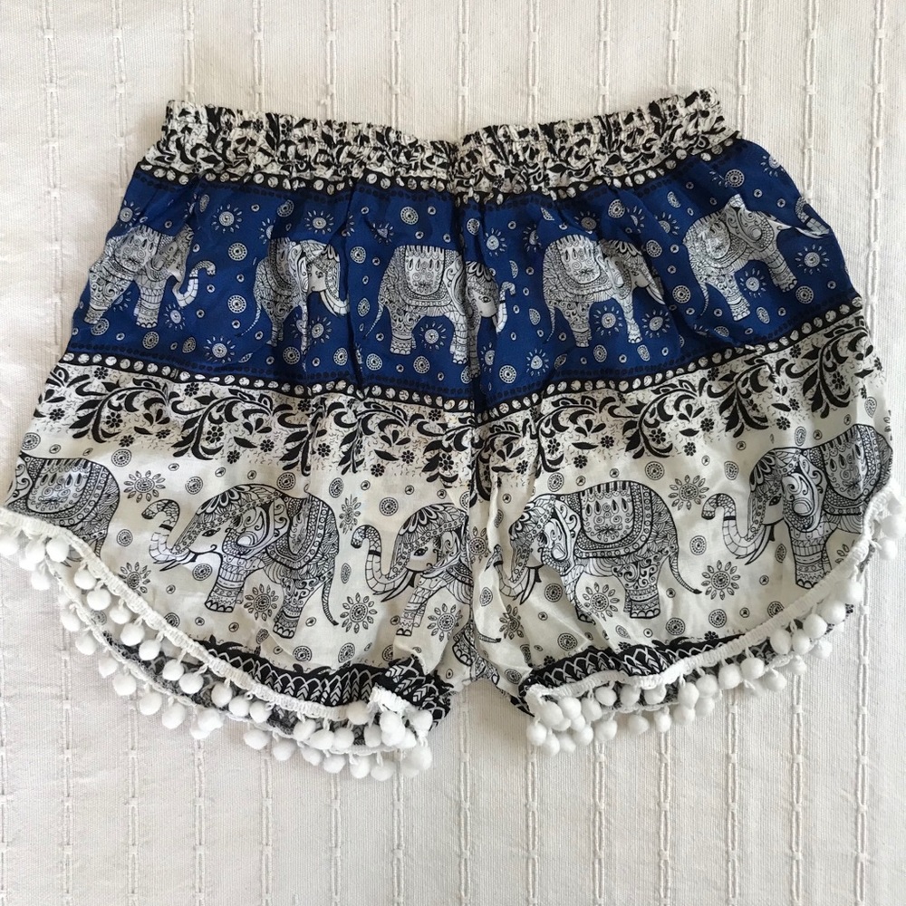 Pom pom shorts